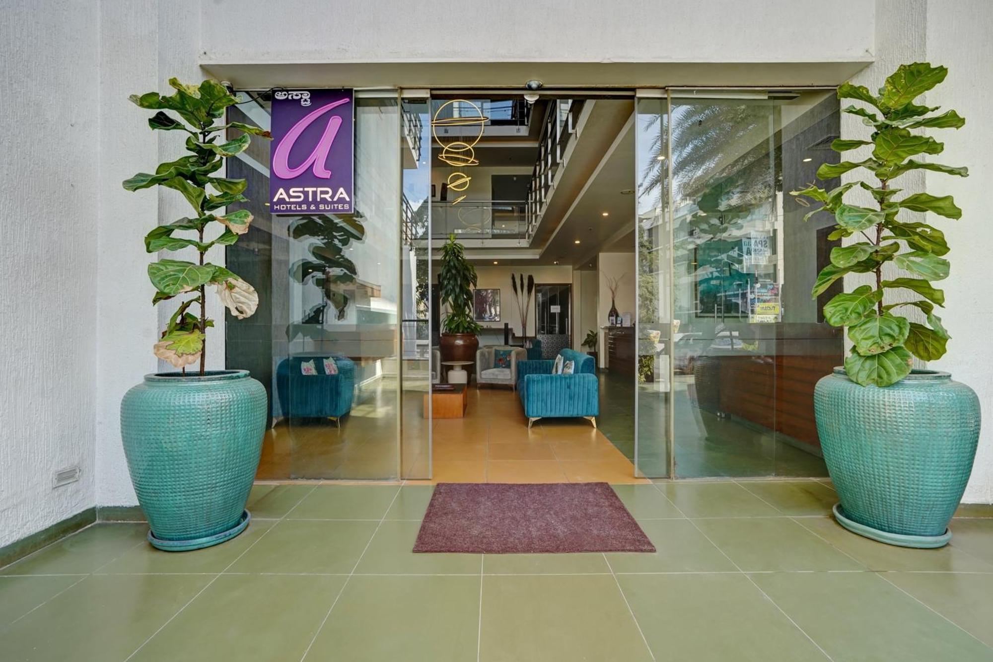 Astra Hotels & Suites - Marathalli Bangalore Exteriör bild