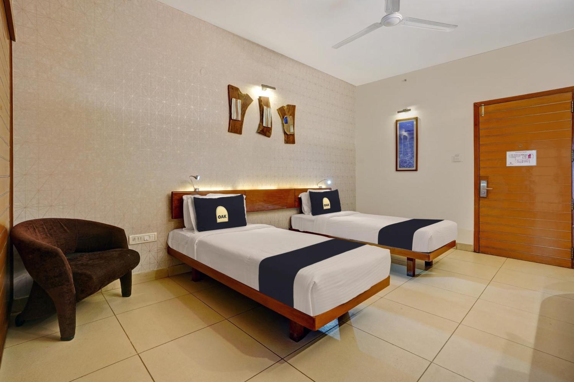 Astra Hotels & Suites - Marathalli Bangalore Exteriör bild