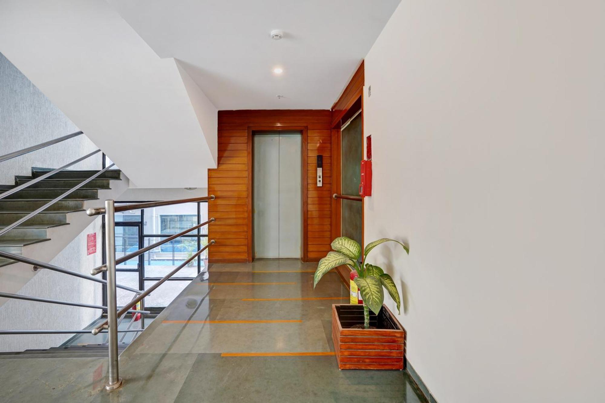 Astra Hotels & Suites - Marathalli Bangalore Exteriör bild