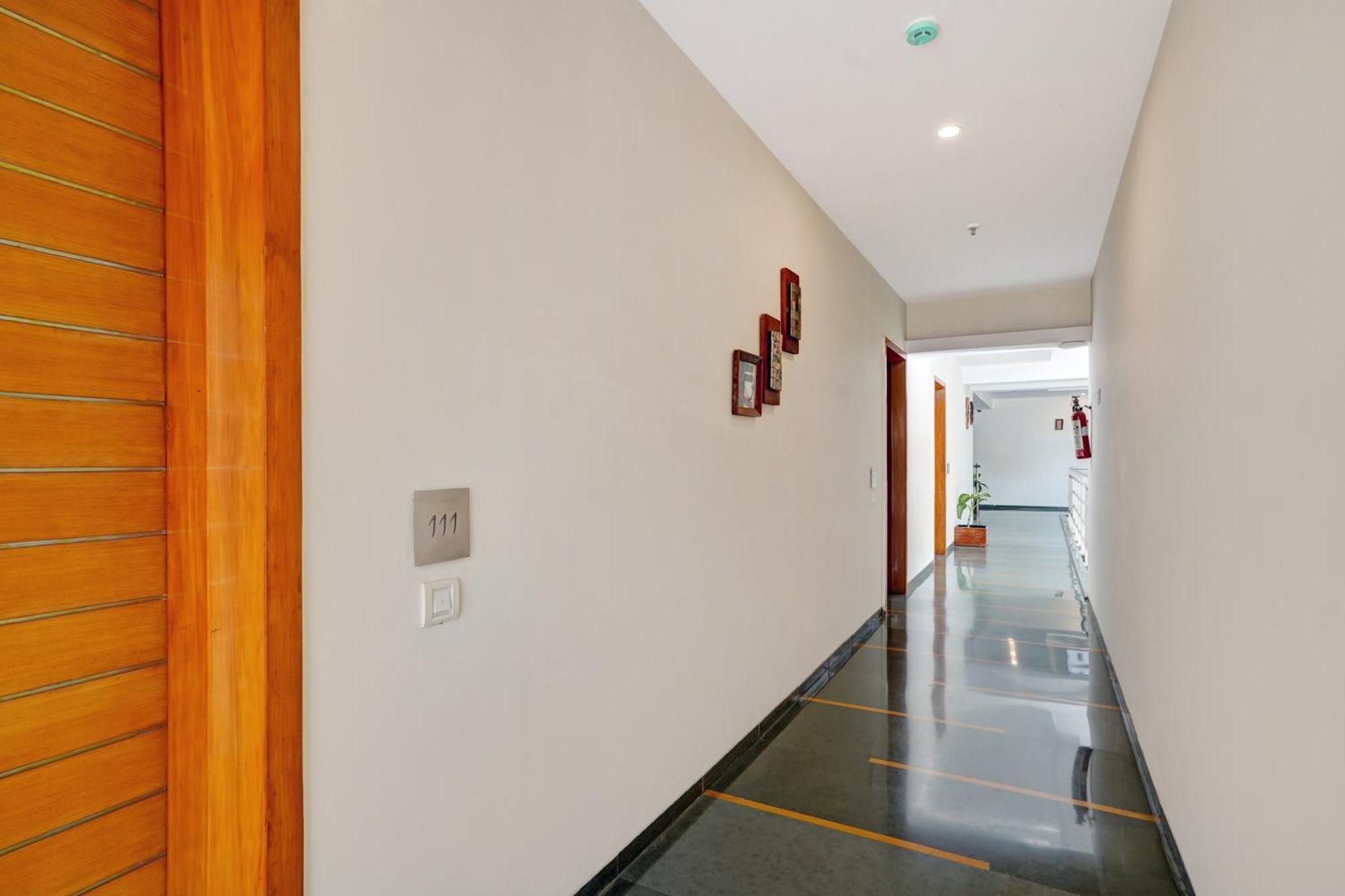Astra Hotels & Suites - Marathalli Bangalore Exteriör bild