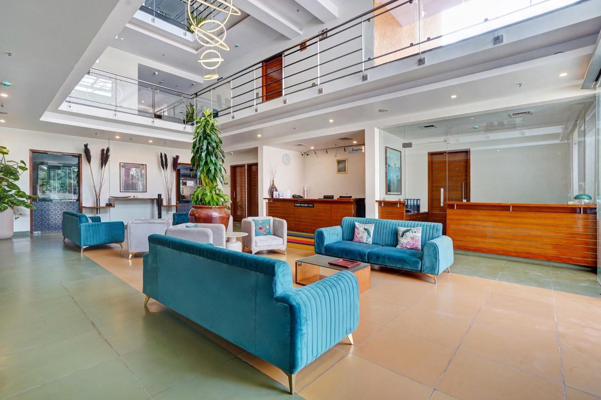 Astra Hotels & Suites - Marathalli Bangalore Exteriör bild