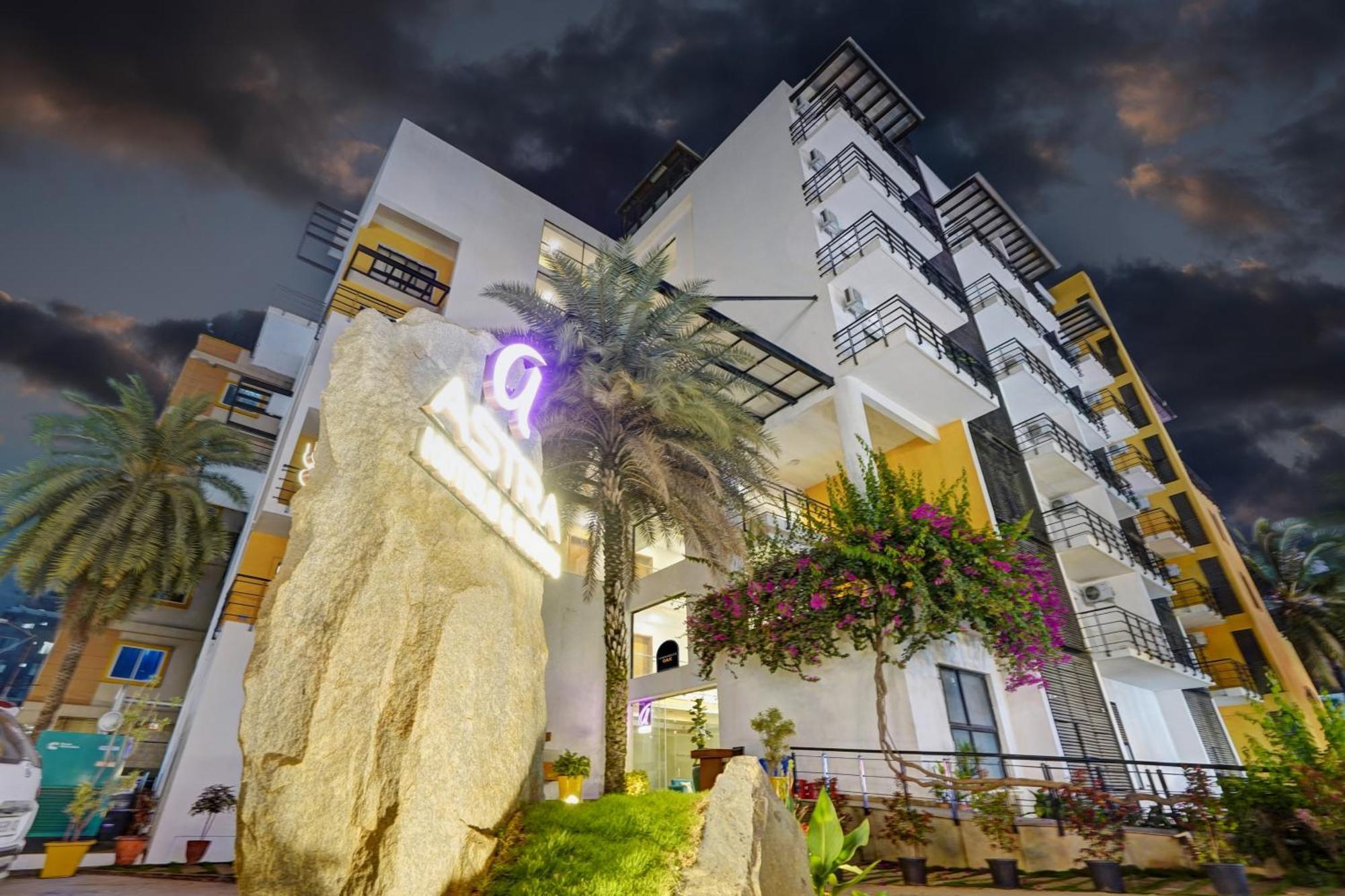 Astra Hotels & Suites - Marathalli Bangalore Exteriör bild